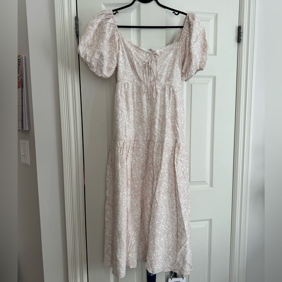 bohme Dresses & Skirts - Bohme Cream Puff Sleeve Midi Dress